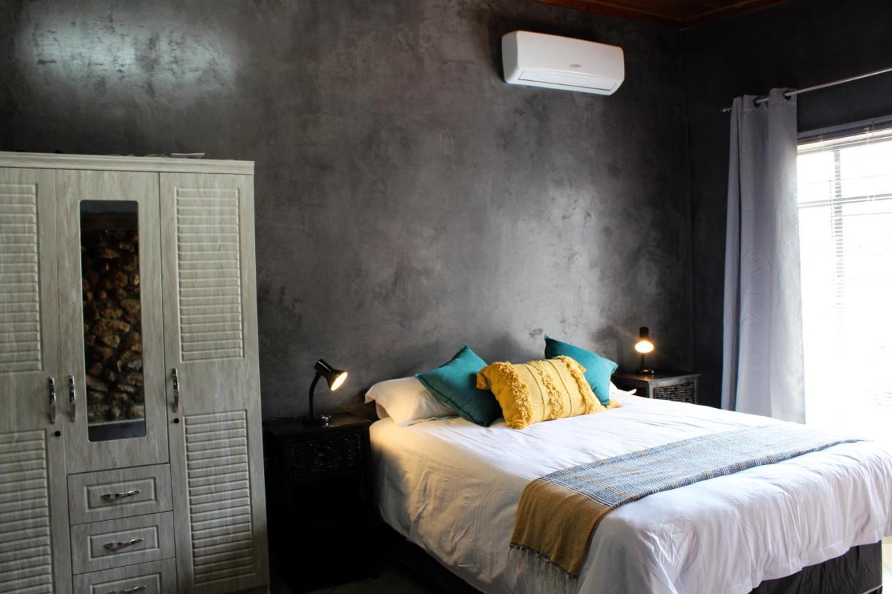 A Step Ahead Hotel Klerksdorp Ngoại thất bức ảnh